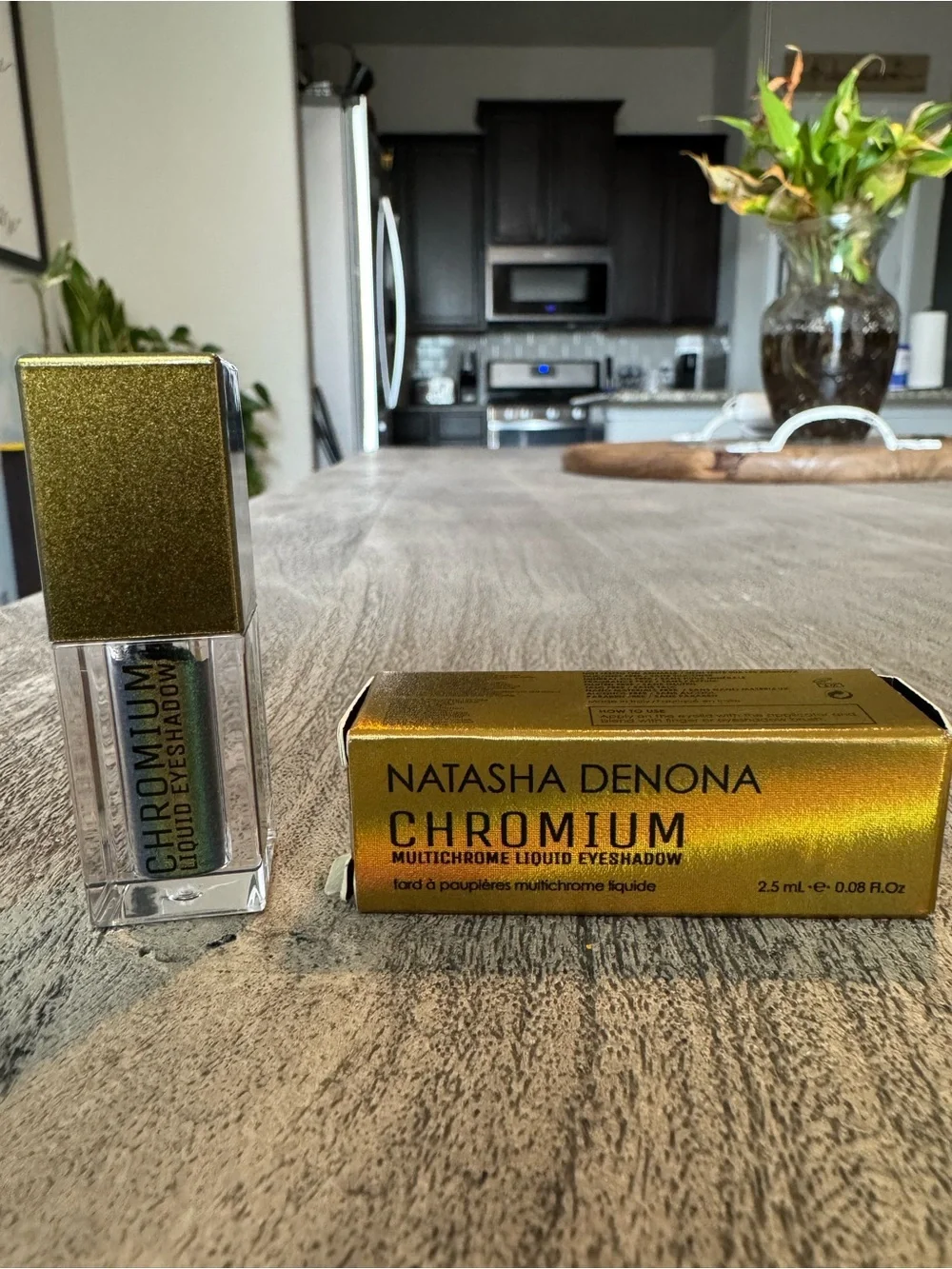 Natasha Denona Chromium Multichrome Liquid Eyeshadow - Scarab Gold